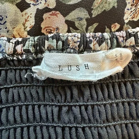 Lush Womens MIDI Dress W/ Puff Sleeve In Black Multi Floral- Size Large - Picture 12 of 14